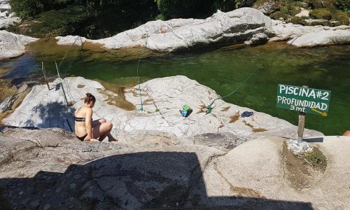 laguna-azul-tena-ecuador-2